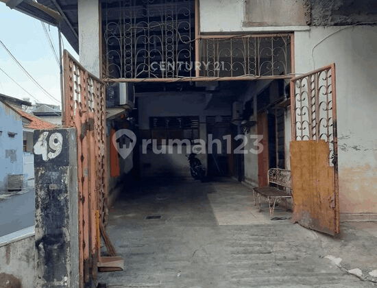 Dijual Rumah Cocok Buat Kost di Tanjung Duren Selatan