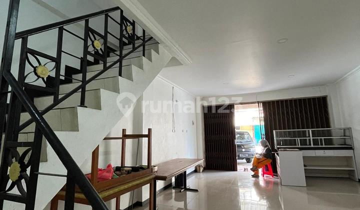 Disewakan Ruko Sentra Niaga 3 Lantai Siap Pakai di Bulevar Hijau Raya, Bekasi. 2