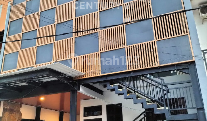 Dijual Cepat Rumah Bangunan Baru 3 Lantai di Jatiwarna Bekasi