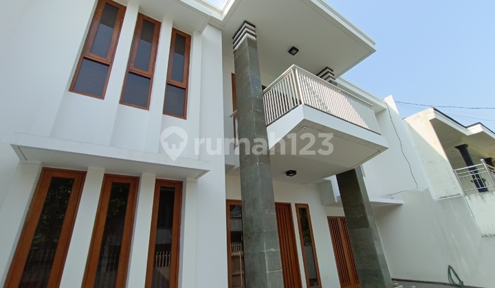 Rumah Minimalis Di Sumur Batu 