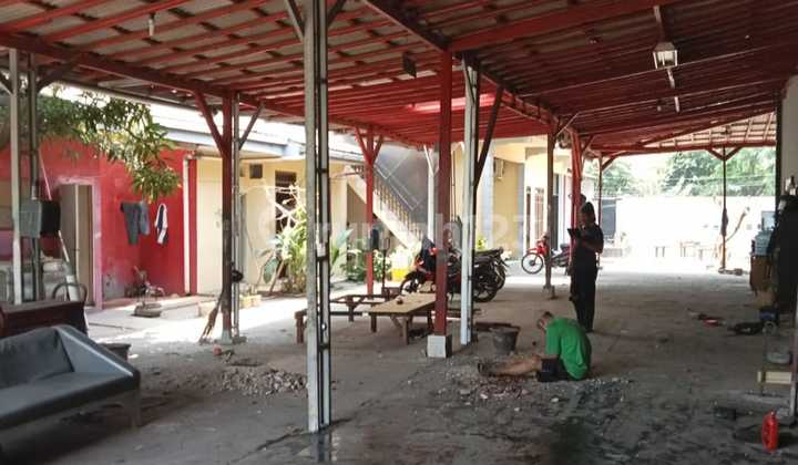 For Sale Ready-to-Occupy House in Penggilingan (2 lots), Cakung, East Jakarta 2