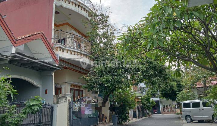 Disewakan Rumah Tingkat Adem dan Siap Huni di Taman Harapan Baru Bekasi  2