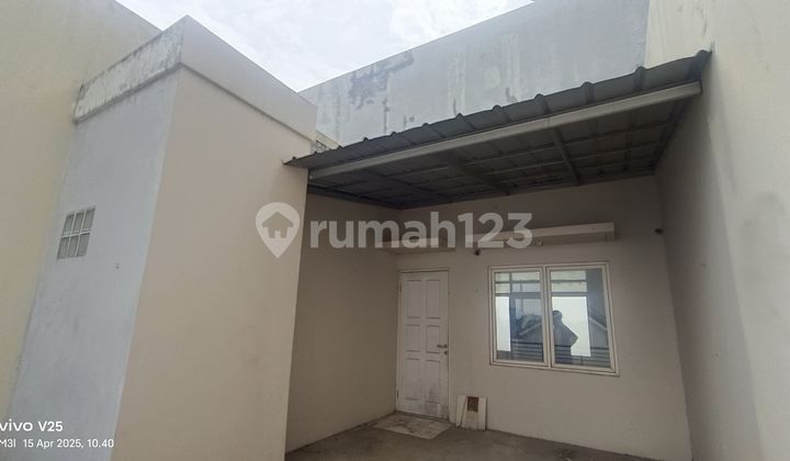 Disewakan Ruko Symphony 2 Lantai Strategis di Harapan Indah, Bekasi.