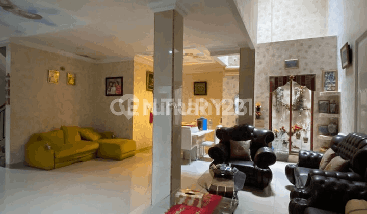 Nice House In Grand Prima Bintara Housing, East Jakarta 2