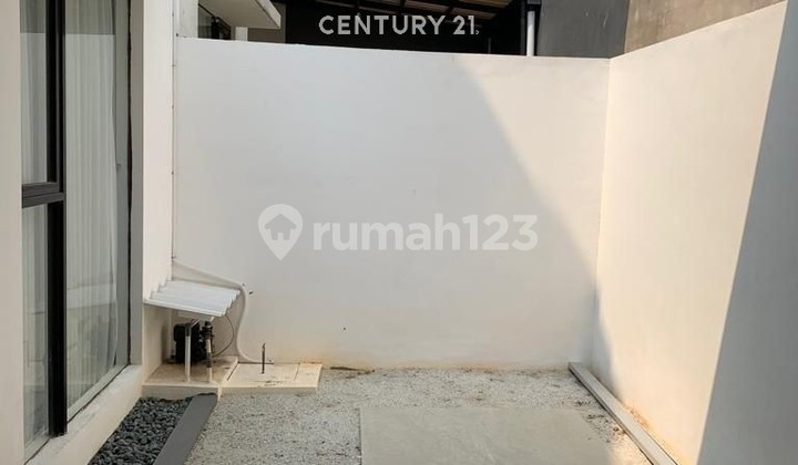 Rumah Menarik dan Cantik Siap Huni di Metland Menteng Cakung 2