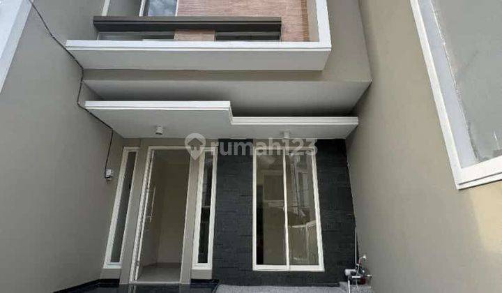 RUMAH 2 LANTAI PUSAT KOTA DKT ITATS STTS SURABAYA PUSAT 1