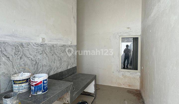 RUMAH DKT SIER KUTISARI MERR UPN SURABAYA TIMUR 785JT 2