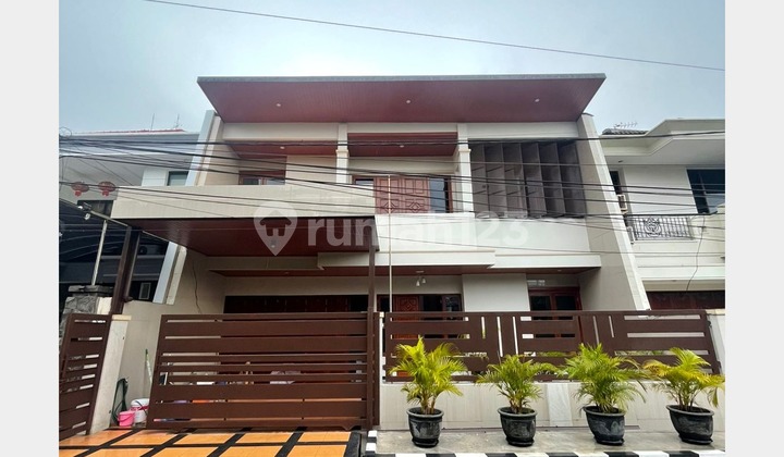 Dijual Rumah Semi Furnish Dekat Galaxy Mall Kawasan Elit Dijual Rumah Semi Furnish Dekat Galaxy Mall Kawasan Elit