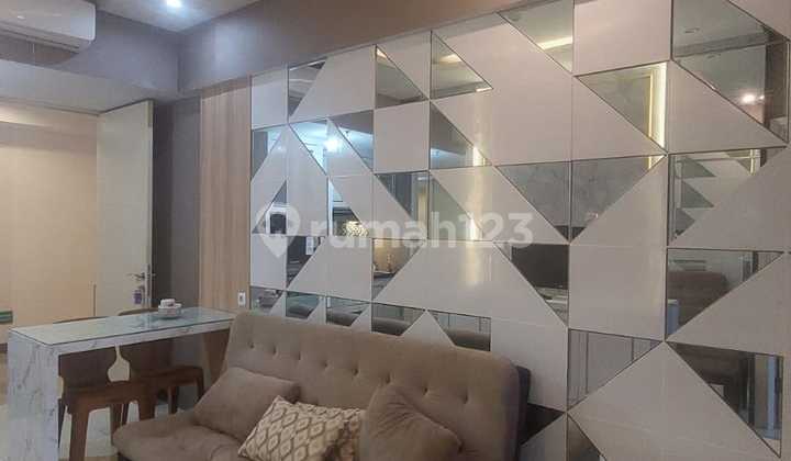 Luxury Furnished 2-Bedroom Apartment for Rent 65 Million Pakuwon Mall 2