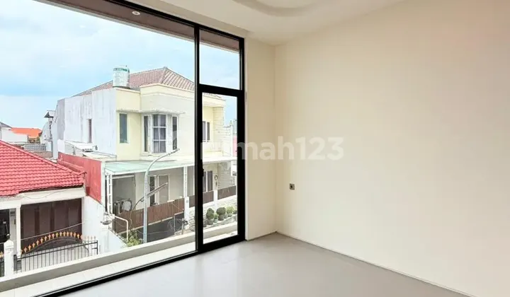 Rumah 2 Lantai Dkt Unair Kampus C Dan Its Surabaya Timur Dijual 2