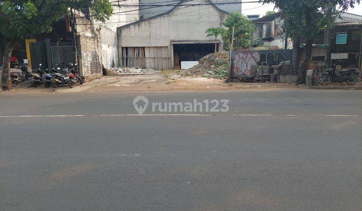 Dijual Murah Tempat Usaha Loaksi Strategis Eks Resto Sederhana 1