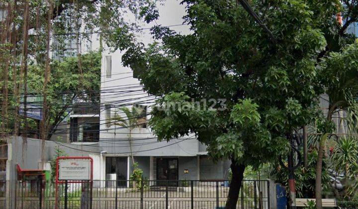 Dijual Lelang Gedung Kantor 3 Lantai Lokasi Strategis Menteng 1