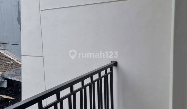 Dijual Rumah Baru Taman Ratu Gaya Minimalis 2