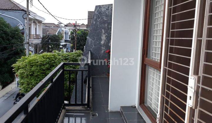 Rumah Duri Kepa Minimalis Hoek, Jakarta Barat Semi Furnished 1