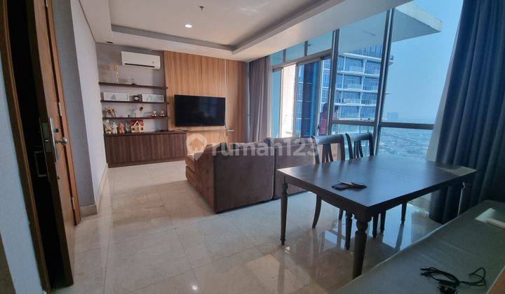 Windsor Apartement Top Floor Private Lift 2BR  1