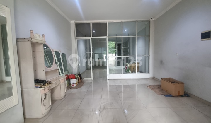 Ruko Pluit Siap Pakai untuk Office / Shop 3.5 Lantai