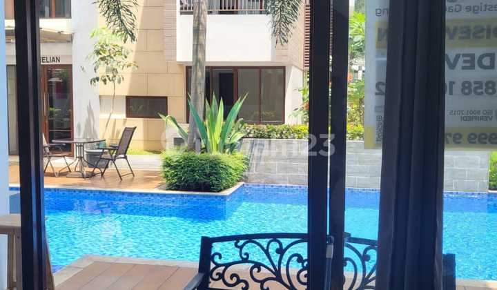 Vanya Park BSD 2 Lantai Free IPL Furnished Depan Kolam  1
