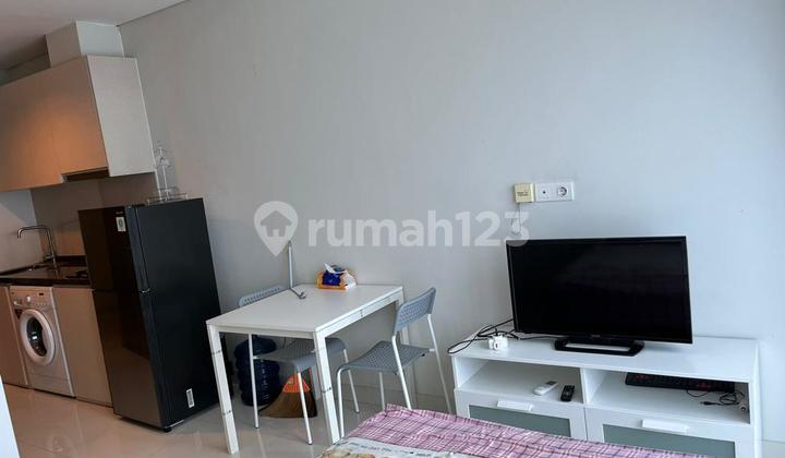 Puri Mansion Apartment Studio Full Furnished  1