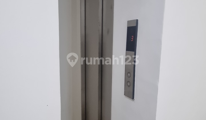 Puri Mansion Shop House includes Elevator 4 Floors 2