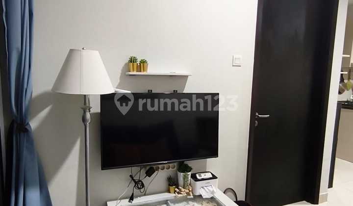 Fully Furnished Apartement Puri Mansion 1br