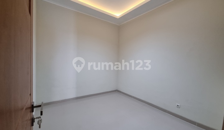 Rumah Baru Taman Ratu Siap Huni 3.5 Lantai 2