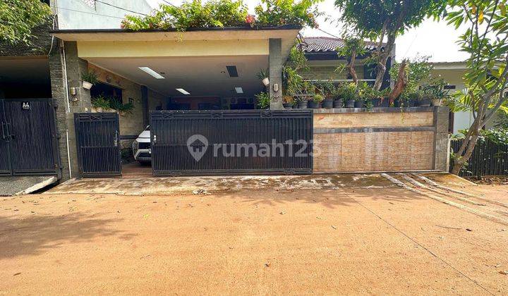 Rumah Mewah Siap Huni Di Lokasi Strategis Jakarta Timur 1