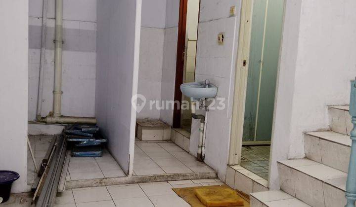 Dijual Rumah Bebas Banjir Hayam Wuruk ada Jalur MRT 2