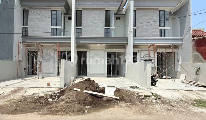 Hunian Modern 2 Lantai, SHM, Lokasi Strategis di Baruk Nirwana