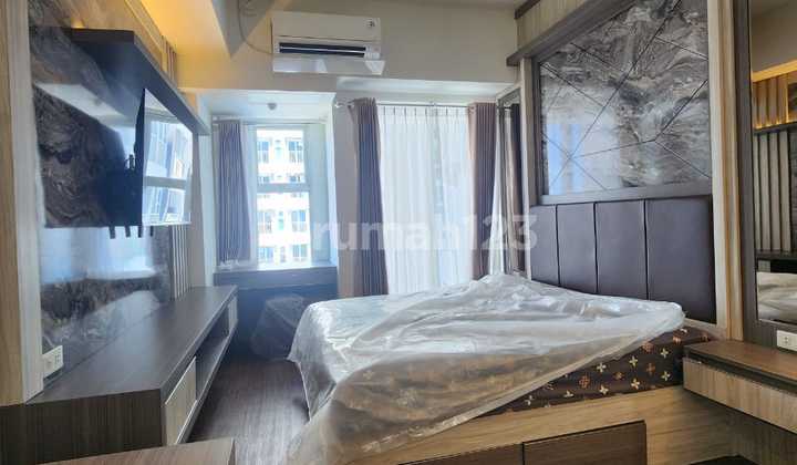 Amor Pakuwon City Apartment – Fully Furnished, Pool View