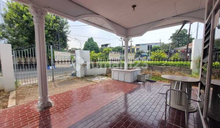 Rumah Jemur Andayani Hook Strategis Rumah