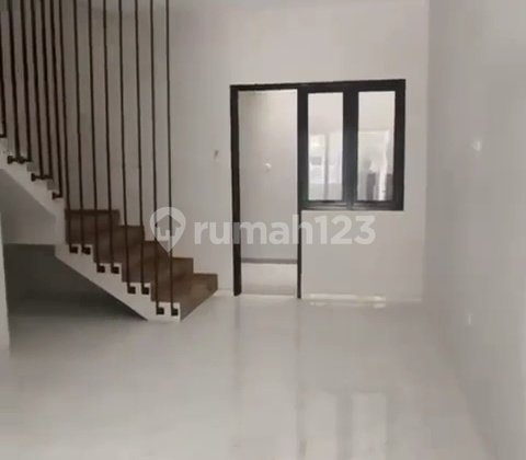 Dijual Rumah Di Kutisari Bagus 2