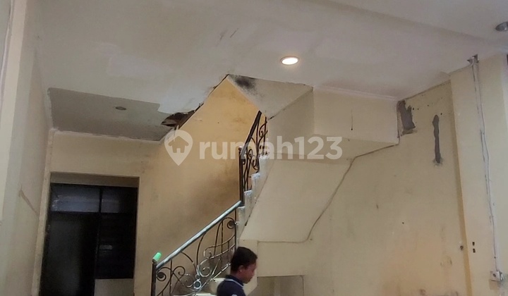 Ruko Pusat Kota Surabaya Super Strategis Tegalsari Ruko Pusat Kota Surabaya Super Strategis Tegalsari