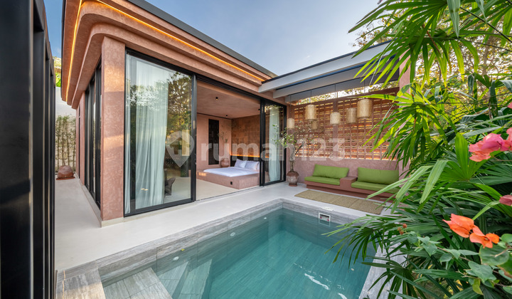 Modern Minimalist Villa With Strong Leasehold Appeal In Ungasan