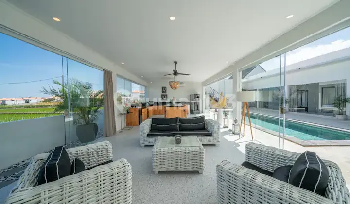 Disewakan Luxury Villa 3br Furnished SHM di Canggu, Badung 2