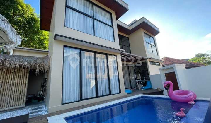Disewakan 3br Villa Bagus Furnished SHM Parerenan Disewakan 3br Villa Bagus Furnished SHM Parerenan