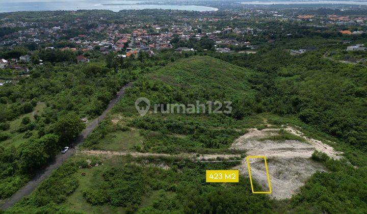 LAND FOR SALE: 4 ACRES, SEASIDE SERENITY & CONVENIENCE AWAITS IN PECATU 1