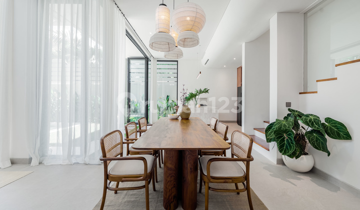 Brand New Three-Bedroom Villas for Lease in Central Canggu 2