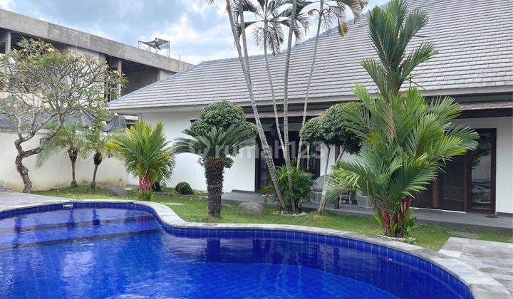 Three Bedroom With Complete Facilities Villa For Sale In Berawa 1