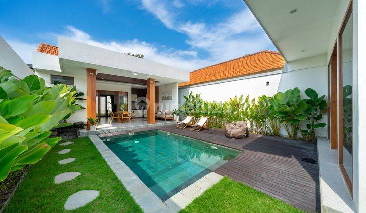 2 Bedrooms Tropical New Villa – Umalas 1