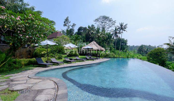  Cozy Seven Bedroom Villa With Stunning Surroundings For Sale In Ubud 1