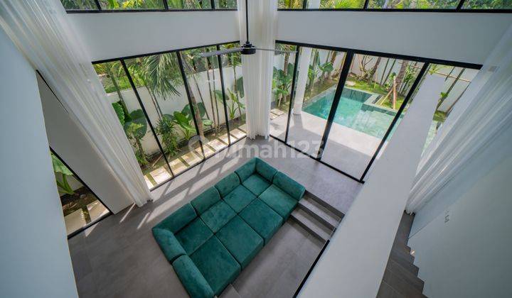 3 Bedrooms Luxury Villa 50 Meters from The Beach- Seseh 1