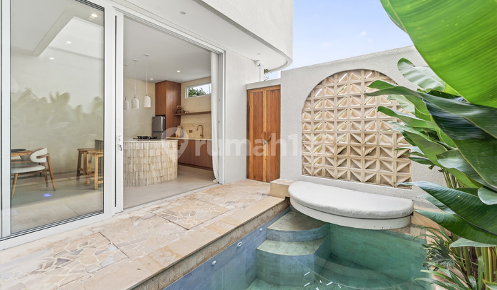 Brand New Two Bedroom High Quality Villa Located in Strategic Area of Batu Bolong Canggu 