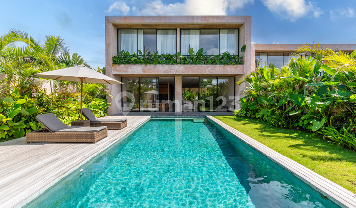 Tropical Living Four Bedroom Villa Crafted For Modern Families In Tumbak Bayuh Tropical Living Four Bedroom Villa Crafted For Modern Families In Tumbak Bayuh
