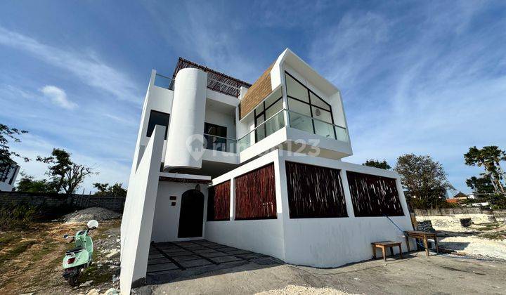 Upcoming Three Bedroom Villa With Direct Seaview For Sale In Uluwatu 2