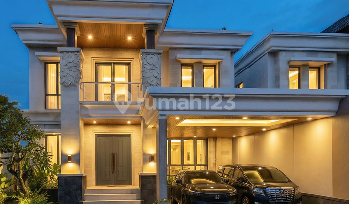 Tranquil 4Br Villa Retreat With Pool And Lush Nature Surroundings