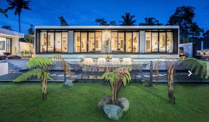  Calm and Peaceful, Unique Four Bedroom Villa with Big Swimming Pool for Lease in Ubud 1