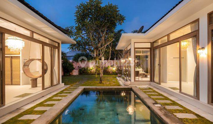 Yearly Rental 3 Bedrooms Modern Villa Umalas  1