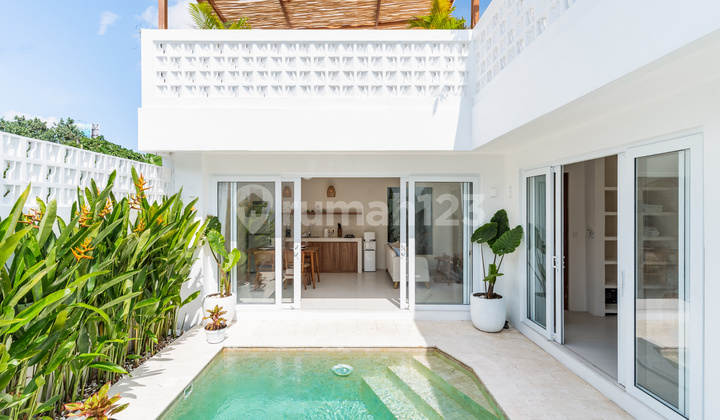 Comfortable Villas With Office Space For Lease In Kayu Tulang Canggu