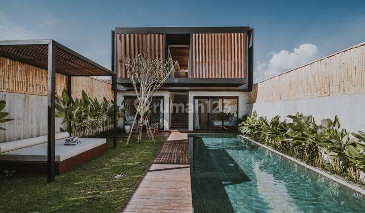  Luxurious 4BR Villa In Prime Canggu 2