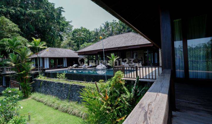 Luxury Sixty Are Villa With Complete Facilities For Sale In Ubud 1